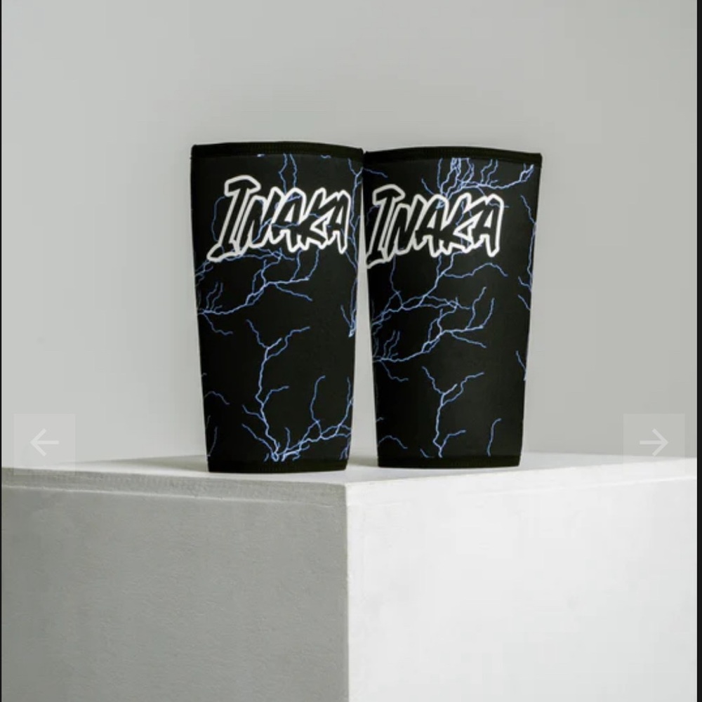 Inaka Power-Knee sleeves
